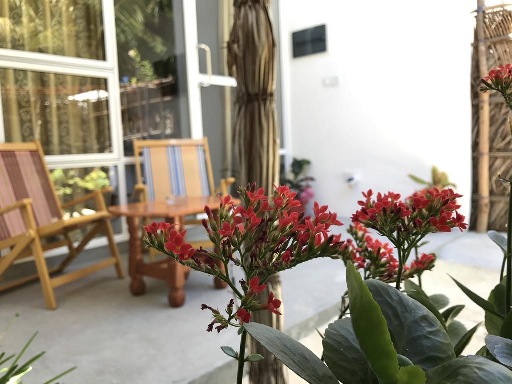 Palm Garden Hotel Thoddoo Exterior foto